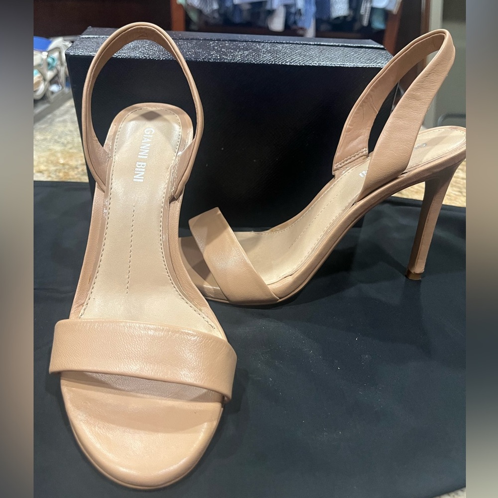 Gianni Binni Nude Heels 7.5